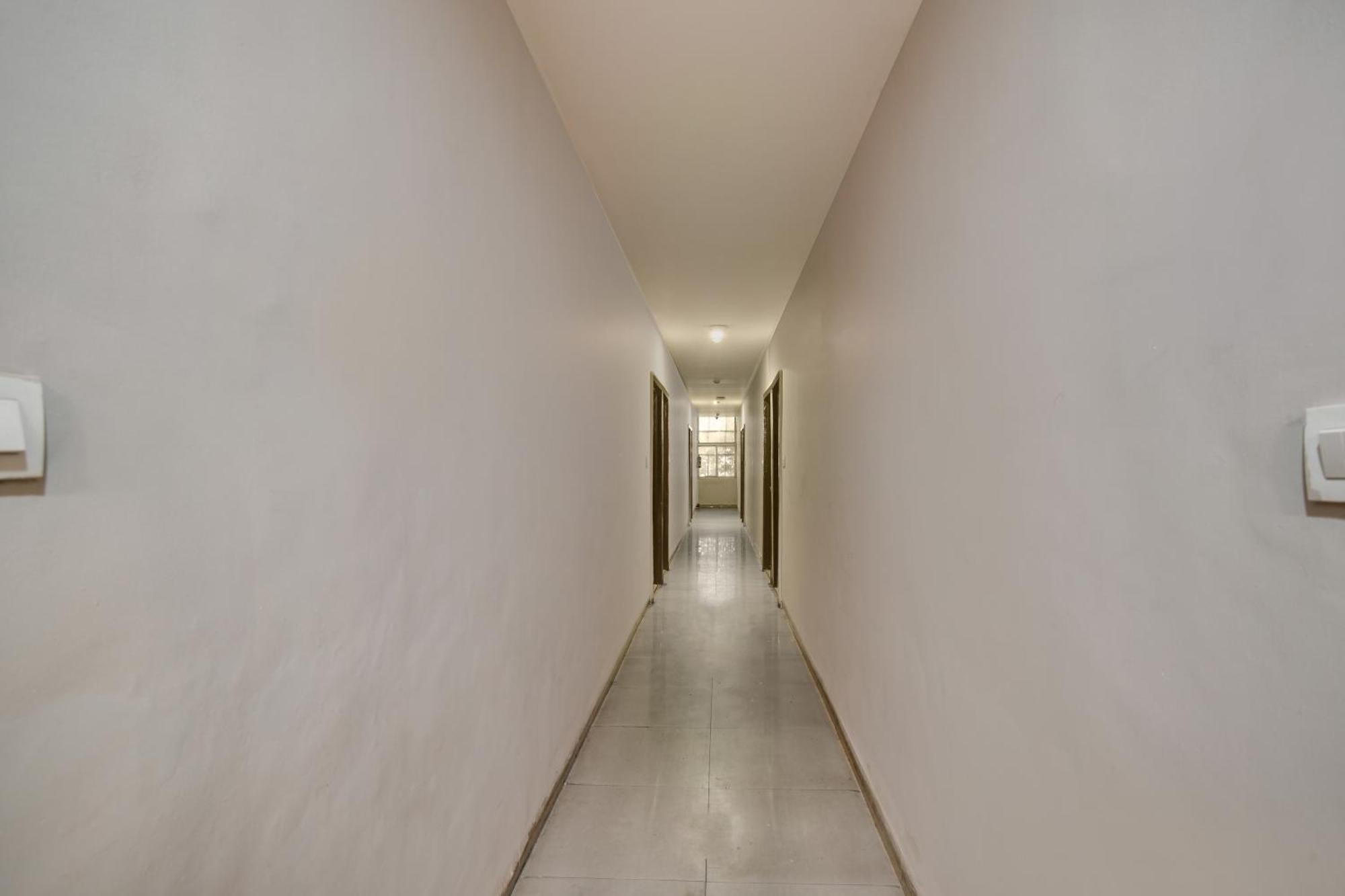 Townhouse Prime Stay Indore Buitenkant foto